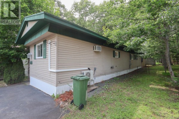 231 Seasons Drive, Bridgewater, NS, photo 2