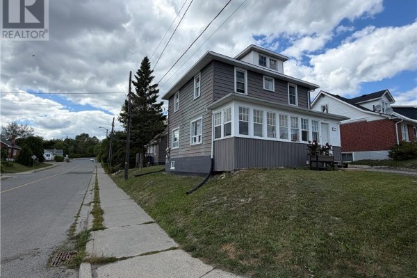 231 Whittaker & 408 Isabel, Sudbury, ON P3C1J7 Photo 5