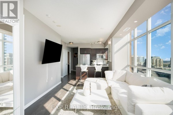 Den - 2310 - 125 Western Battery Road, Toronto, ON M6K3R8 Photo 4