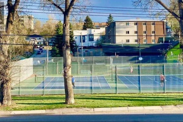 2310 17 Street Sw, Calgary, AB T2T4M6 Photo 3