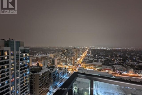 Kitchen - 2311 - 125 Redpath Avenue, Toronto, ON M4S2J9 Photo 4