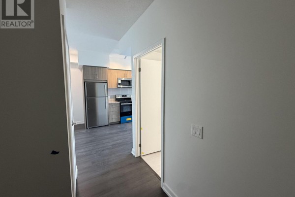 2311 - 4010 Eglinton Avenue, Toronto, ON M9A0G5 Photo 5