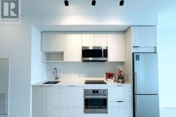2311 - 5 Defries Street, Toronto, ON M5A3R4 Photo 2