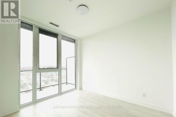 2311 - 5 Defries Street, Toronto, ON M5A3R4 Photo 4