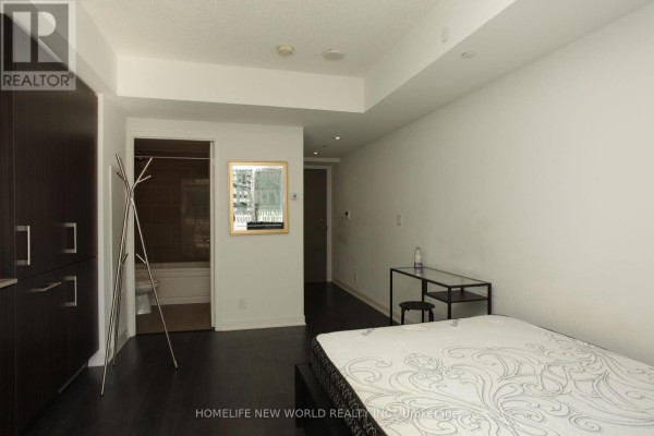 Bathroom - 2311 - 88 Harbour Street N, Toronto, ON M5J1B7 Photo 4