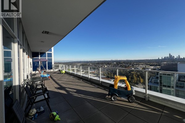 2311 Beta, Burnaby, BC V5C0M1 Photo 2