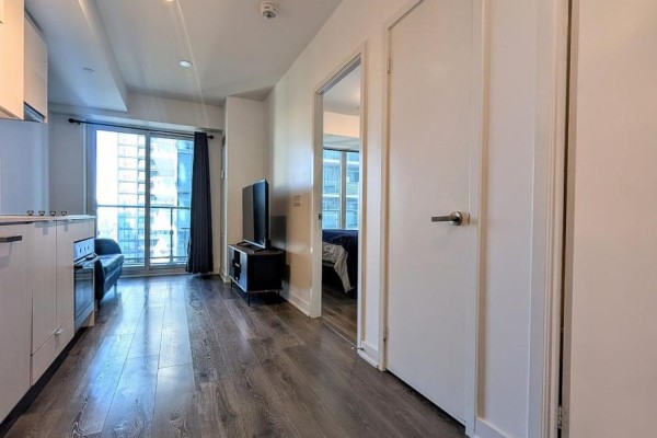 Dining room - 2313 - 195 Redpath Avenue Nw, Toronto, ON M4P0E4 Photo 2