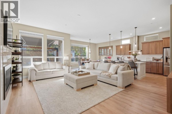 23158 112b Avenue, Maple Ridge, BC V2X4K6 Photo 4