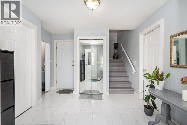 23161 123a Avenue, Maple Ridge, BC V2X1X8 Photo 4