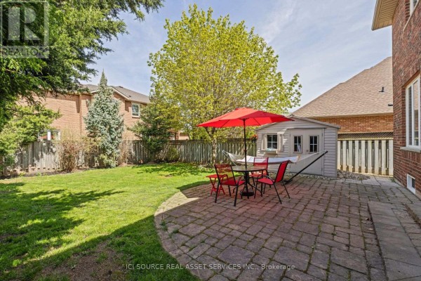 2317 Parkglen Avenue, Oakville, ON, photo 2