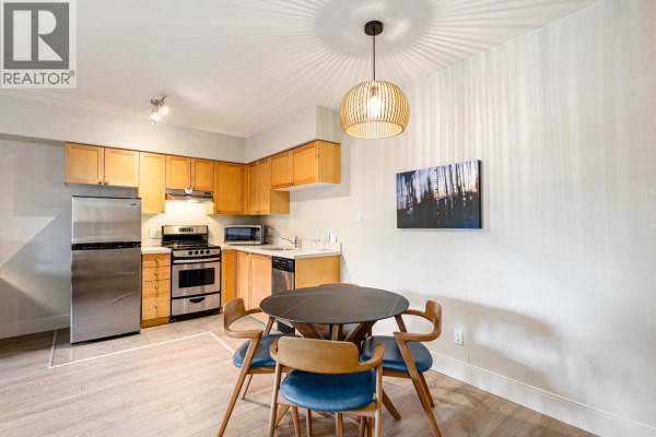 2318/20 4308 Main Street, Whistler, BC V8E1A9 Photo 4