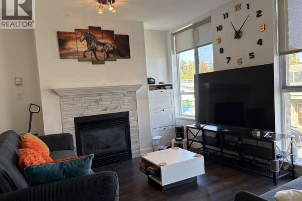 232 5555 Victoria Drive, Vancouver, BC, photo 2
