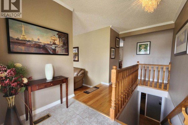 Living room - 232 King Drive, Prince George, BC V2M4V4 Photo 2