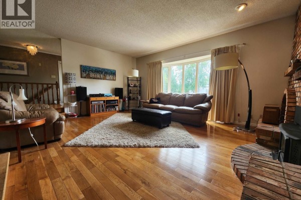 Primary Bedroom - 232 King Drive, Prince George, BC V2M4V4 Photo 5