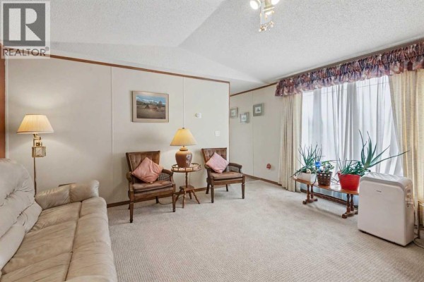 Dining room - 232 Ranchwood Lane, Strathmore, AB T1P1M8 Photo 5
