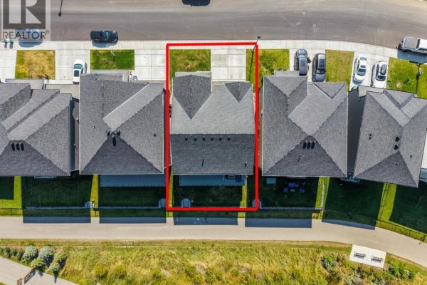 232 Windrow Link Sw, Airdrie, AB, photo 3