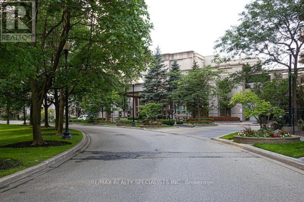 Den - 2320 - 25 Kingsbridge Garden Circle, Mississauga, ON L5R4B1 Photo 4