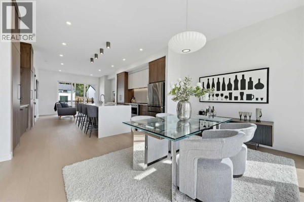 2320 22 Avenue Sw, Calgary, AB, photo 2