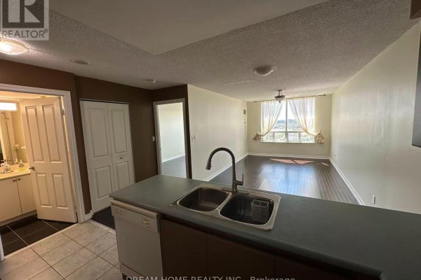 2323 - 68 Corporate Drive, Toronto, ON, photo 3