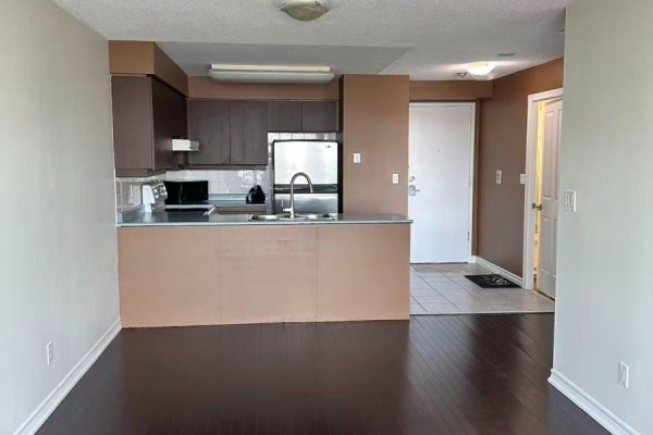 2323 - 68 Corporate Drive, Toronto, ON M1H3H3 Photo 5