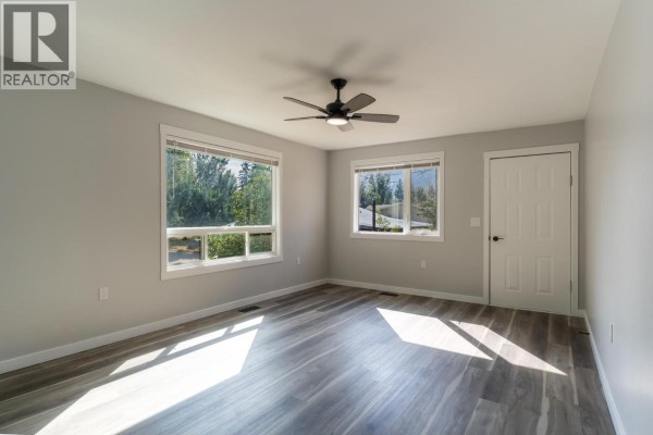 Utility room - 2323 Vale Avenue, Lumby, BC V0E2G0 Photo 4