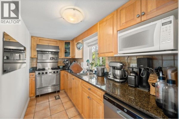 2323 W 23rd Avenue, Vancouver, BC, photo 3