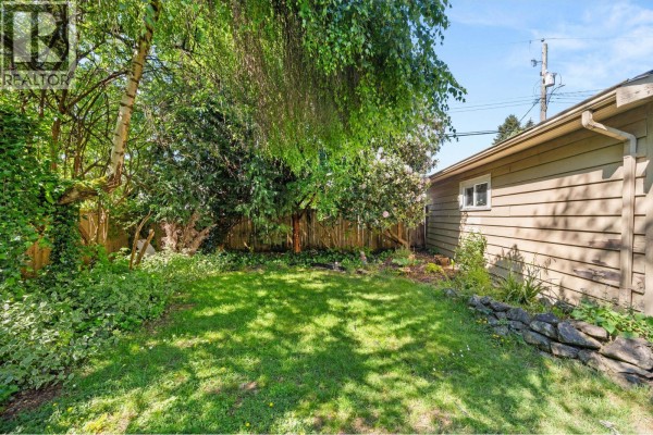 2323 W 23rd Avenue, Vancouver, BC V6L1N5 Photo 4