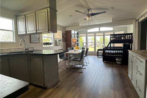 2325 Victoria Avenue Unit# 223, Fenwick, ON L0S1C0 Photo 4