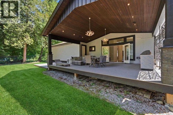 23257 Dogwood Avenue, Maple Ridge, BC, photo 3