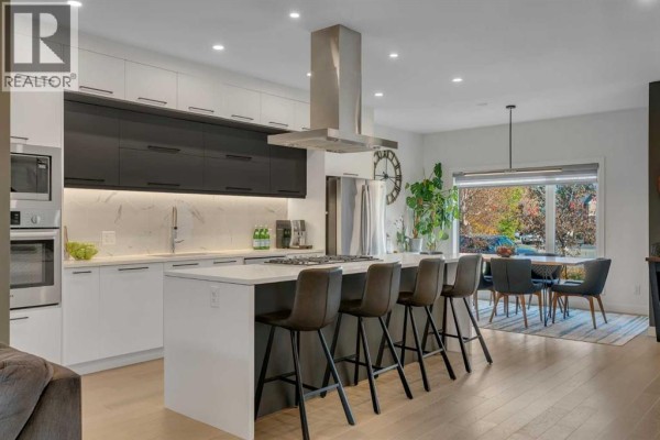 Kitchen - 2327b Osborne Crescent Sw, Calgary, AB T2T0Y7 Photo 3