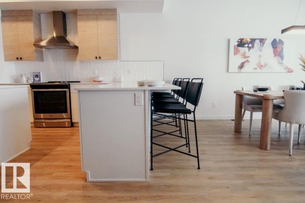 Kitchen - 2328 160 St Sw Sw, Edmonton, AB T6W4E5 Photo 3