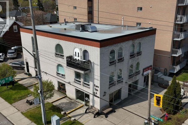 2328 King Street E, Hamilton, ON, photo 2