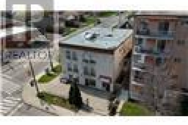 2328 King Street, Hamilton, ON, photo 3