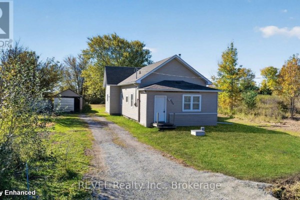 Dining room - 2329 Gilmore Road, Fort Erie, ON L0S1N0 Photo 2