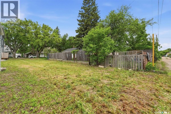 233 1st Street E, Saskatoon, SK S7H1R8 Photo 4