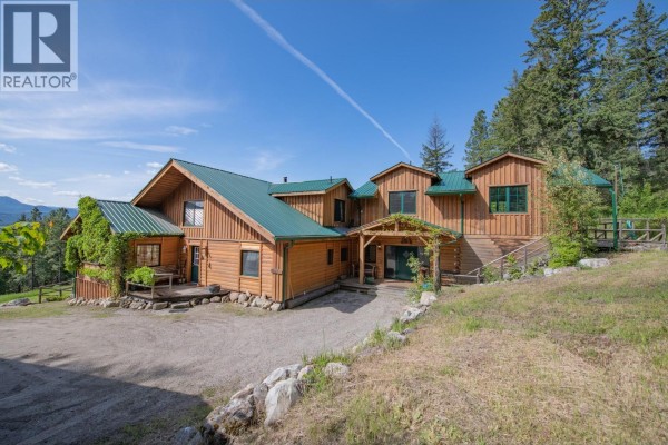 233 Albers Road, Lumby, BC, photo 2