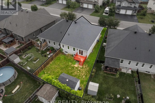 233 Belfort Street, Russell, ON K0A1W0 Photo 4