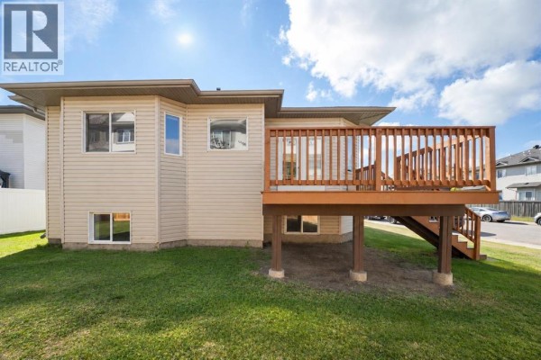 4pc Bathroom - 233 Wilson Drive, Fort Mcmurray, AB T9H5R4 Photo 5