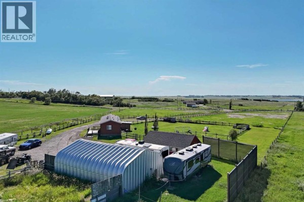 233075 Range Road 245, Rural Wheatland County, AB, photo 2