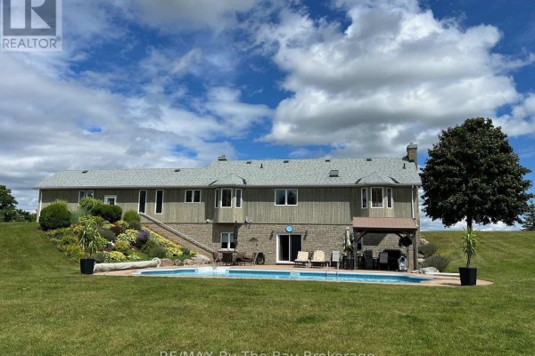 2332 Centre Line, Clearview
