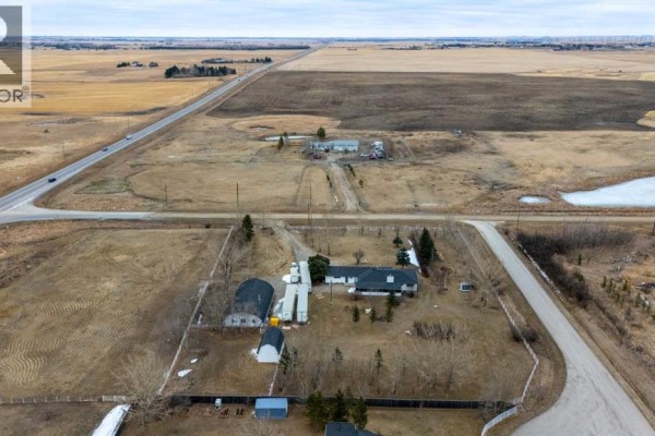 2pc Bathroom - 233239 Glenmore View Road, Rural Rocky View County, AB T1X0H3 Photo 5