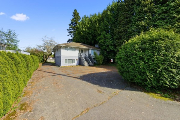 2336 156 Street, Surrey, BC V4A4V4 Photo 2