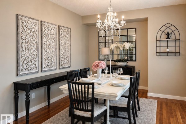 Family room - 2337 Frezenberg Av Nw, Edmonton, AB T5E4Z1 Photo 4