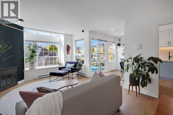 2337 Quayside Court, Vancouver, BC V5P4W2 Photo 4
