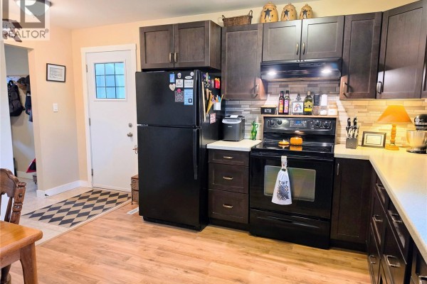 4pc Bathroom - 234 12th Street, Humboldt, SK S0K2A0 Photo 5