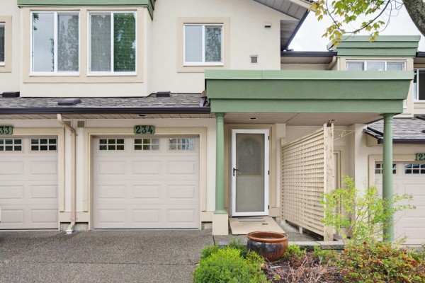 234 13888 70 Avenue, Surrey, BC V3W0R8 Photo 2