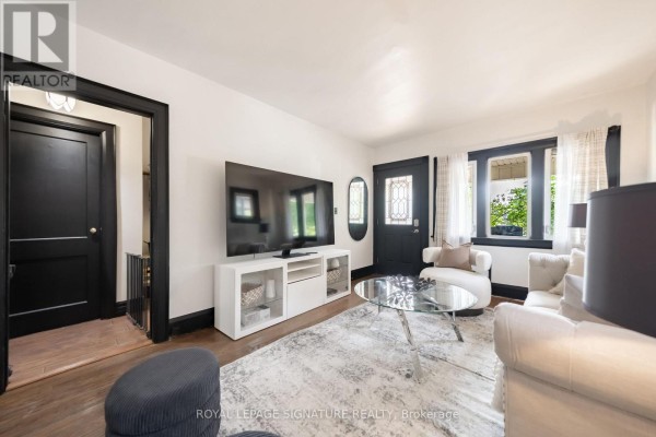 234 John Street, Toronto, ON, photo 3