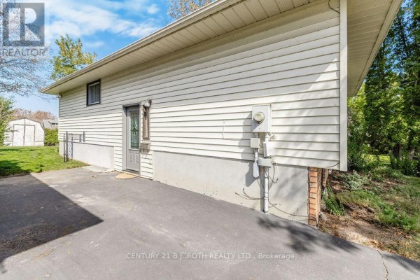 234 Oxford Street, Orillia, ON L3V1H7 Photo 3