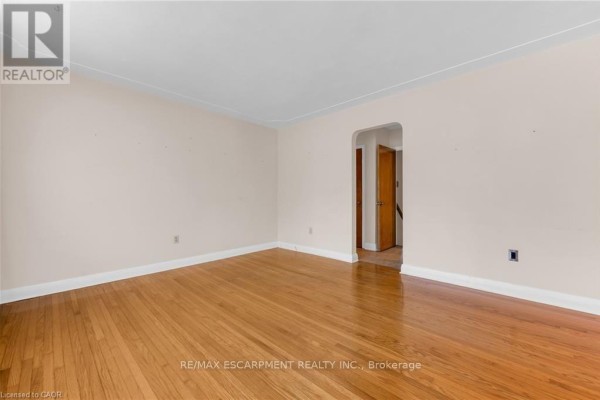 234 Pine Cove Road, Burlington, ON, photo 3