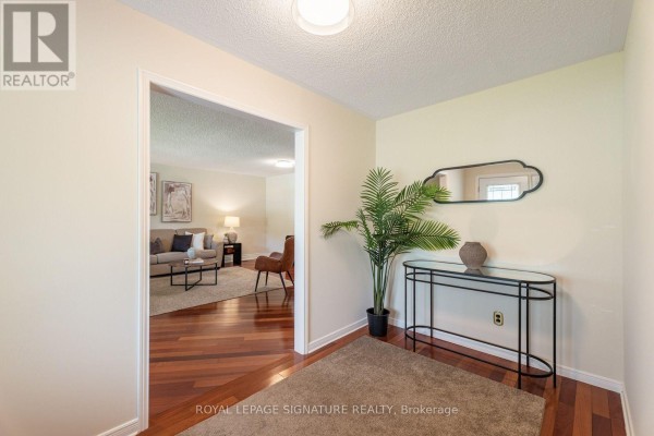 234 Rouge Hills Drive, Toronto, ON, photo 3
